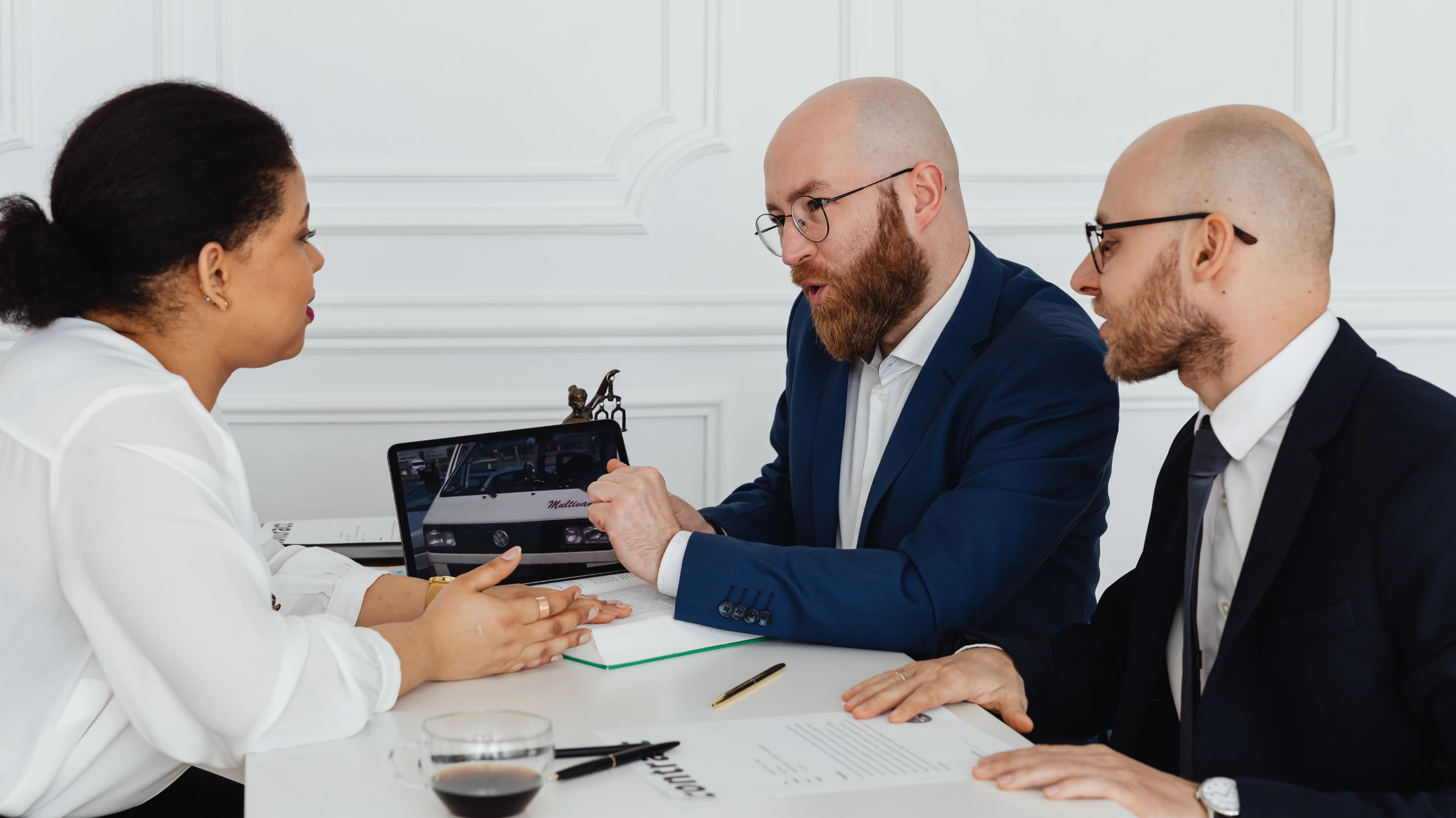 Seguros y Servicios DMV en California | Auto-Office Multiservices